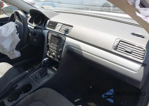 2017 Volkswagen Passat S from USA, damaged, VIN 1VWAT7A33HC020117